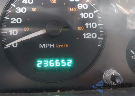 2004 Jeep Grand Cherokee Laredo from USA, damaged, VIN 1J4GX48S74C301547